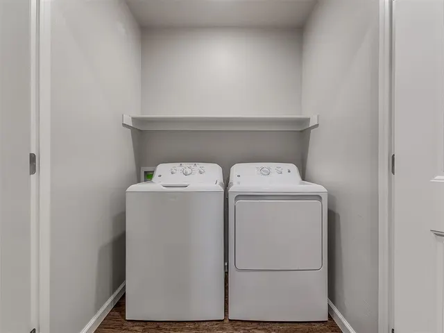 Photo 8 — 425 Summit Ridge Drive, Oklahoma City, OK 73114