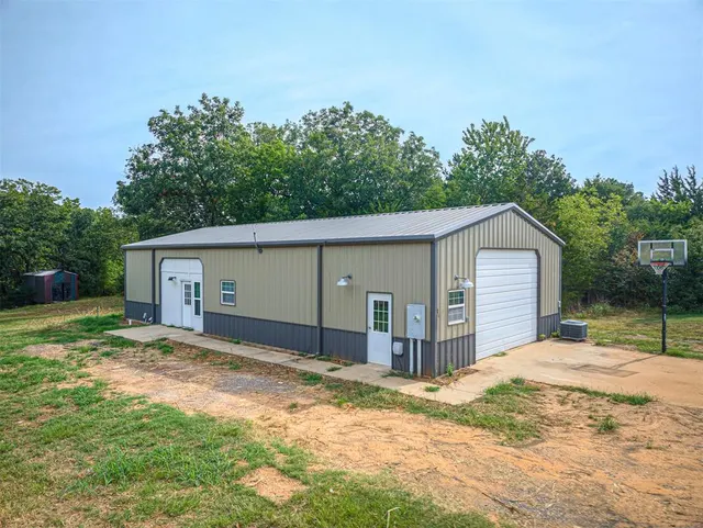 Photo 5 — 15705 Grant Road, Shawnee, OK 74801