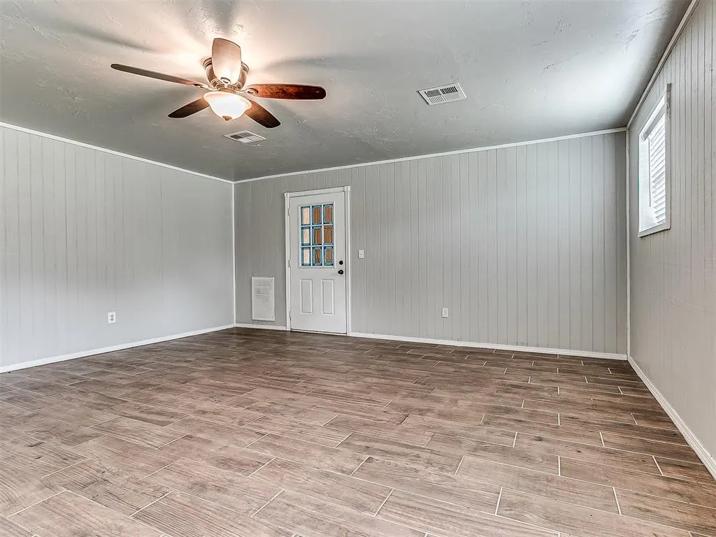 Photo 16 — 15705 Grant Road, Shawnee, OK 74801