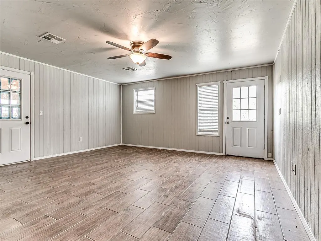 Photo 17 — 15705 Grant Road, Shawnee, OK 74801