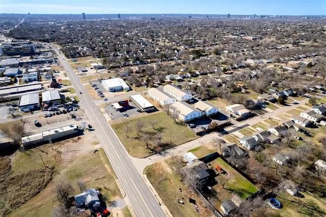 Photo 6 — 8315 N Western Avenue, Oklahoma City, OK 73114