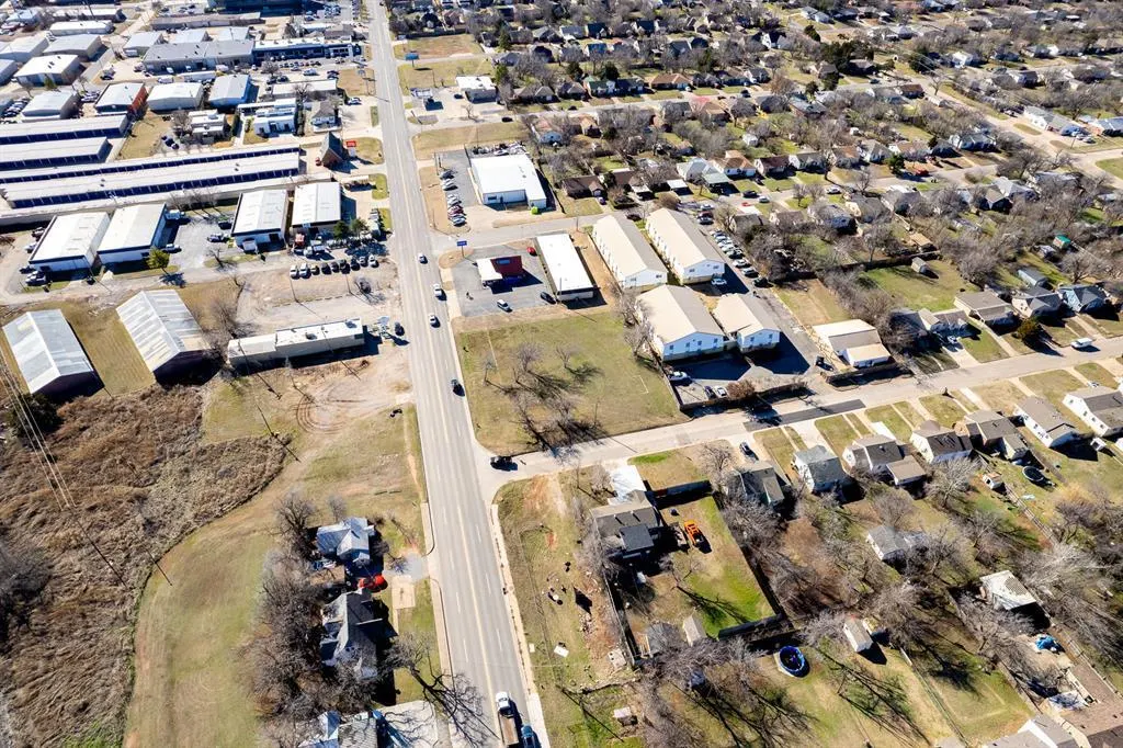 Photo 10 — 8315 N Western Avenue, Oklahoma City, OK 73114