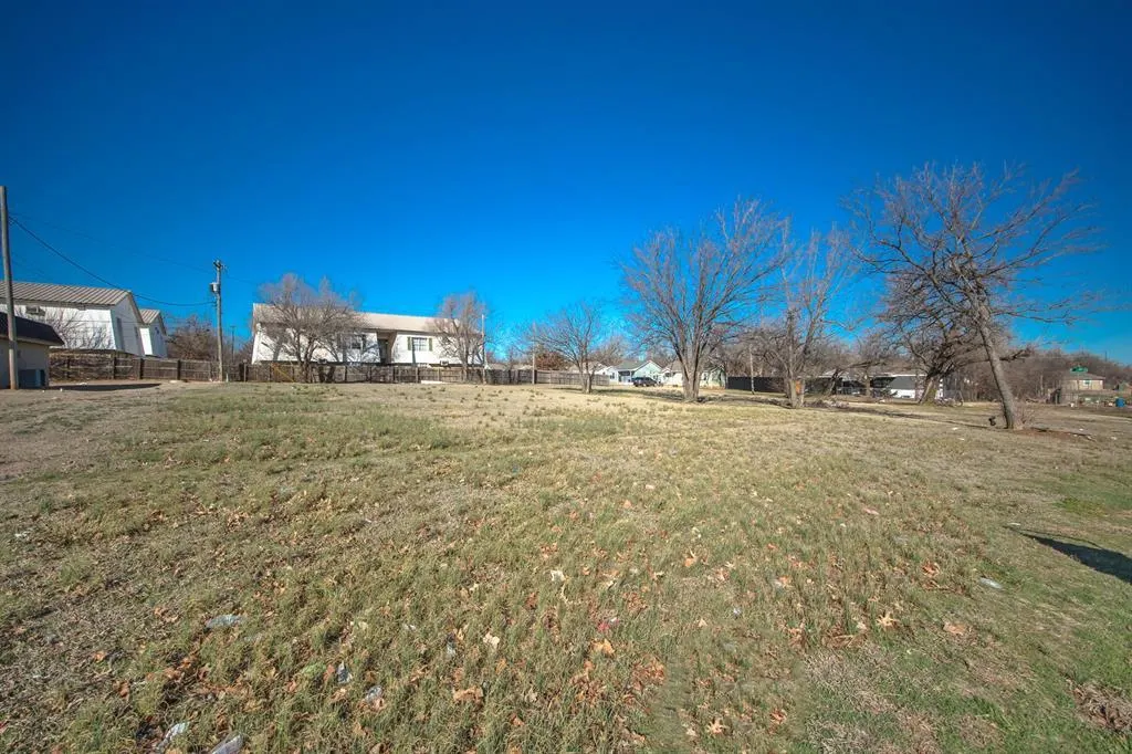 Photo 14 — 8315 N Western Avenue, Oklahoma City, OK 73114