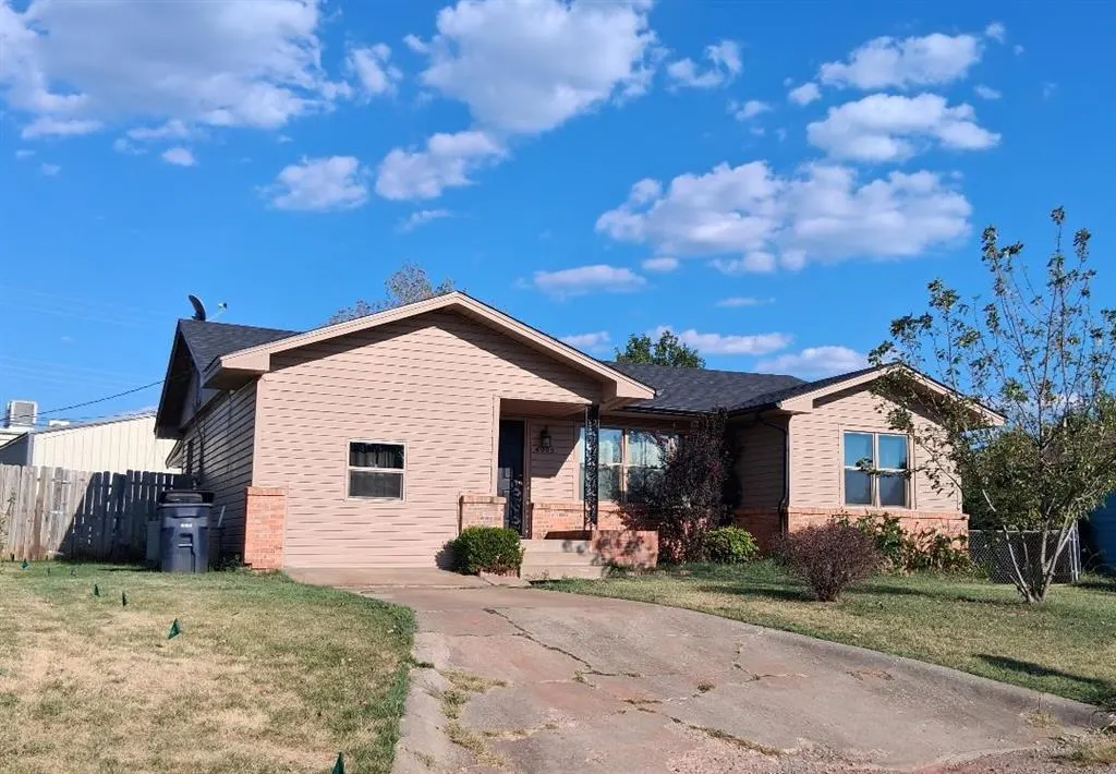 Front exterior — 4005 Blaine Road, Shawnee, OK 74804