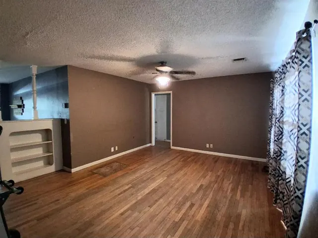 Photo 4 — 4005 Blaine Road, Shawnee, OK 74804