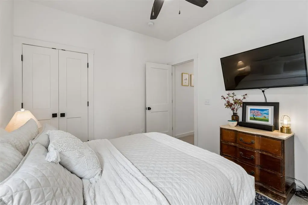 Photo 29 — 12 N Walnut Street, Edmond, OK 73003