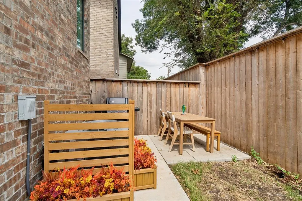 Photo 44 — 12 N Walnut Street, Edmond, OK 73003