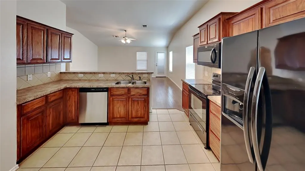 Photo 6 — 2801 NW 182nd Street, Edmond, OK 73012