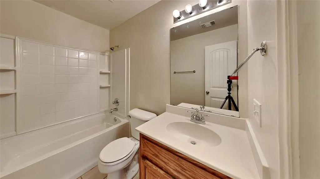 Photo 12 — 2801 NW 182nd Street, Edmond, OK 73012