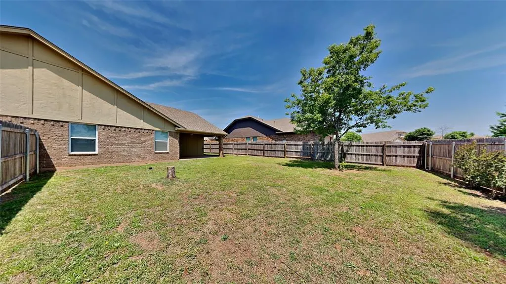 Photo 16 — 2801 NW 182nd Street, Edmond, OK 73012