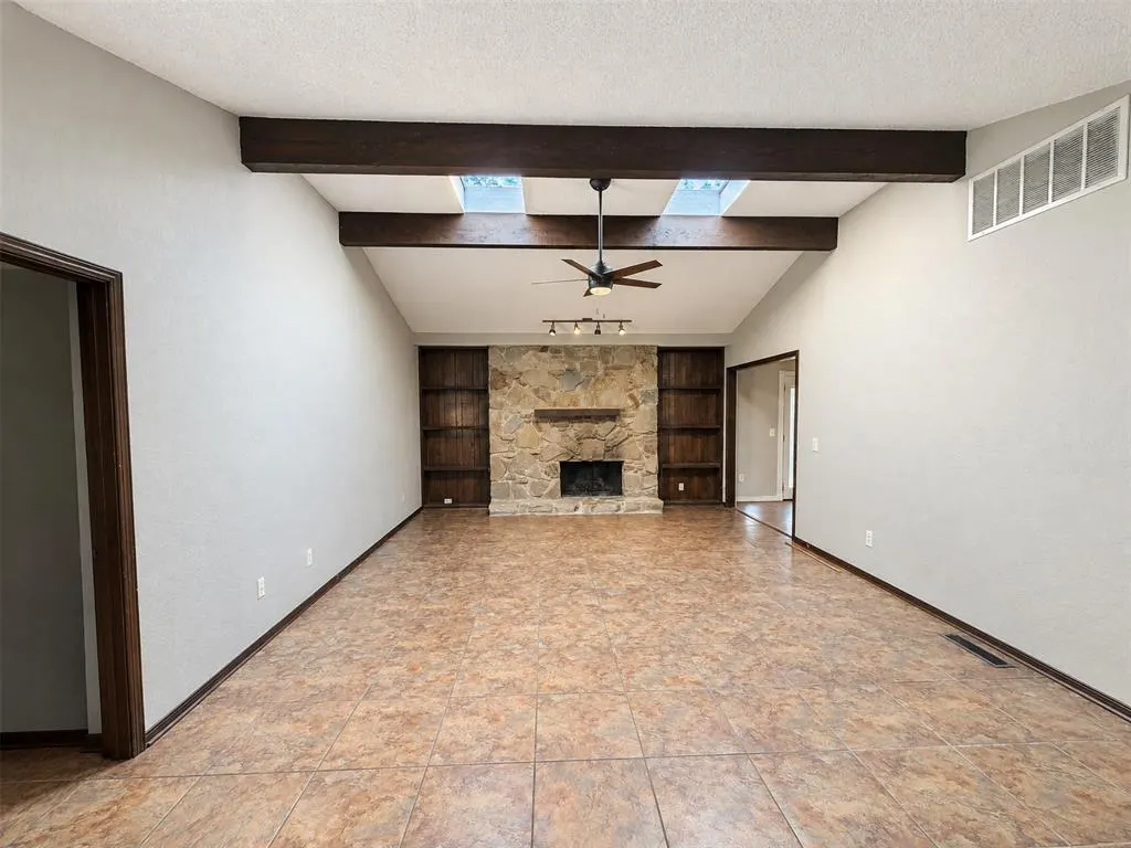 Photo 3 — 9024 N Eagle Lane, Oklahoma City, OK 73132