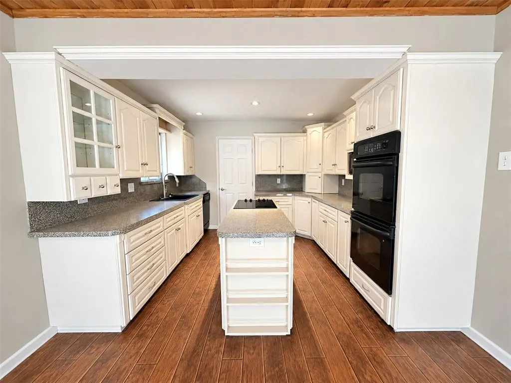 Photo 5 — 9024 N Eagle Lane, Oklahoma City, OK 73132