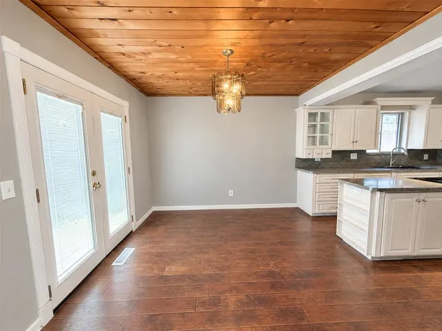 Photo 7 — 9024 N Eagle Lane, Oklahoma City, OK 73132
