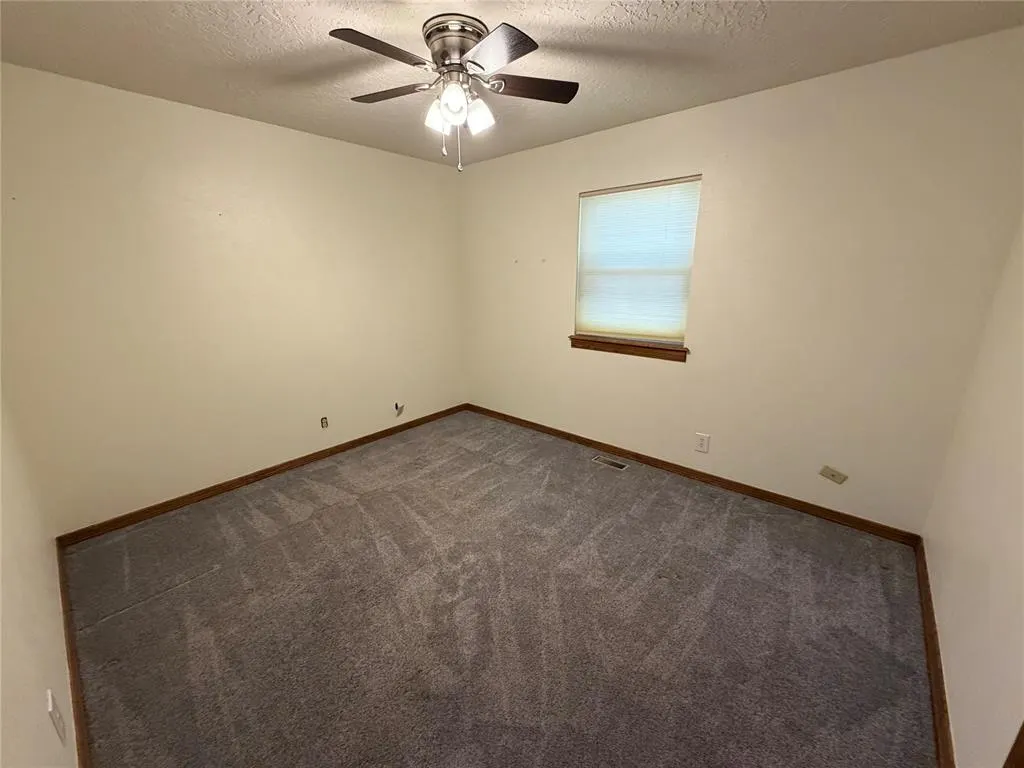 Photo 11 — 2517 Chateau Drive, Norman, OK 73069