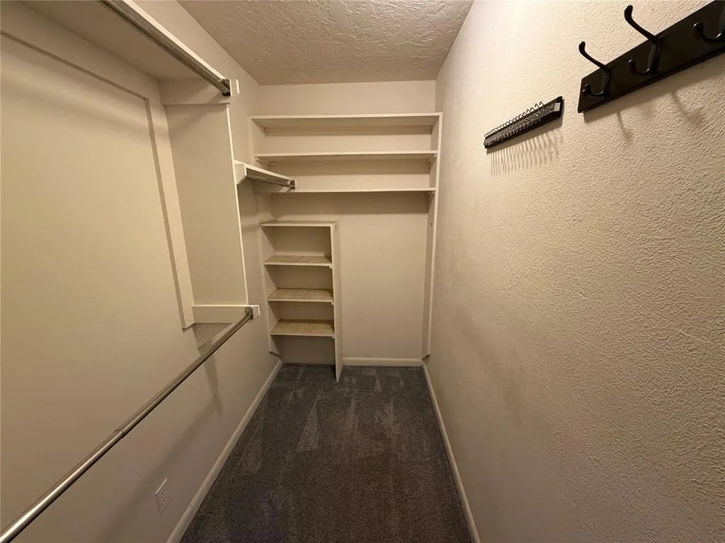 Photo 18 — 2517 Chateau Drive, Norman, OK 73069