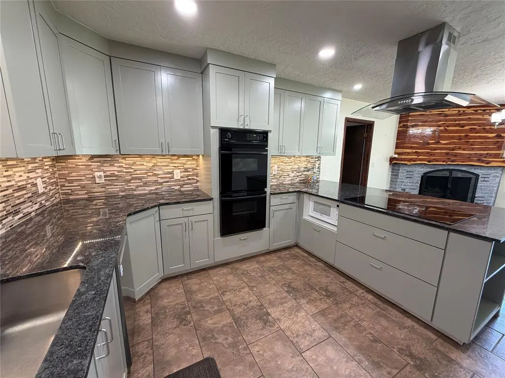 Photo 21 — 2517 Chateau Drive, Norman, OK 73069