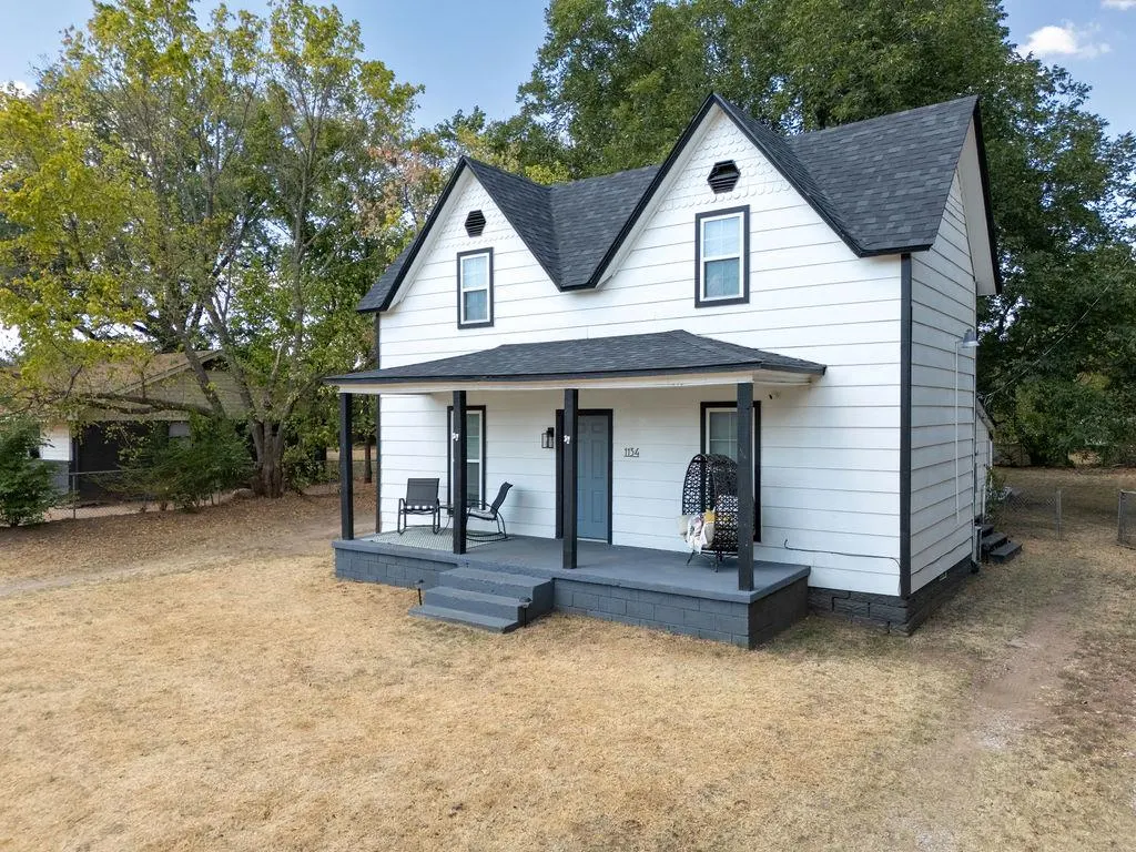 Photo 42 — 1134 E Walnut Street, Shawnee, OK 74801
