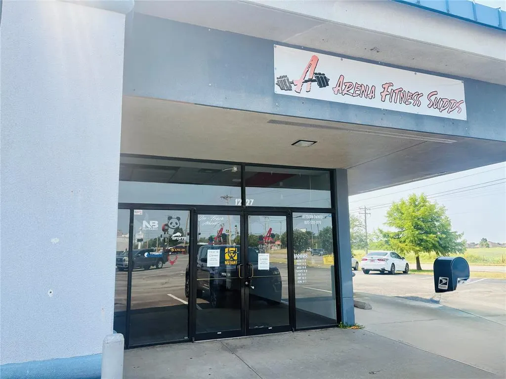Front exterior — 1225 N Santa Fe Avenue, Oklahoma City, OK 73160