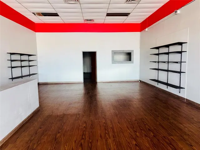 Photo 4 — 1225 N Santa Fe Avenue, Oklahoma City, OK 73160