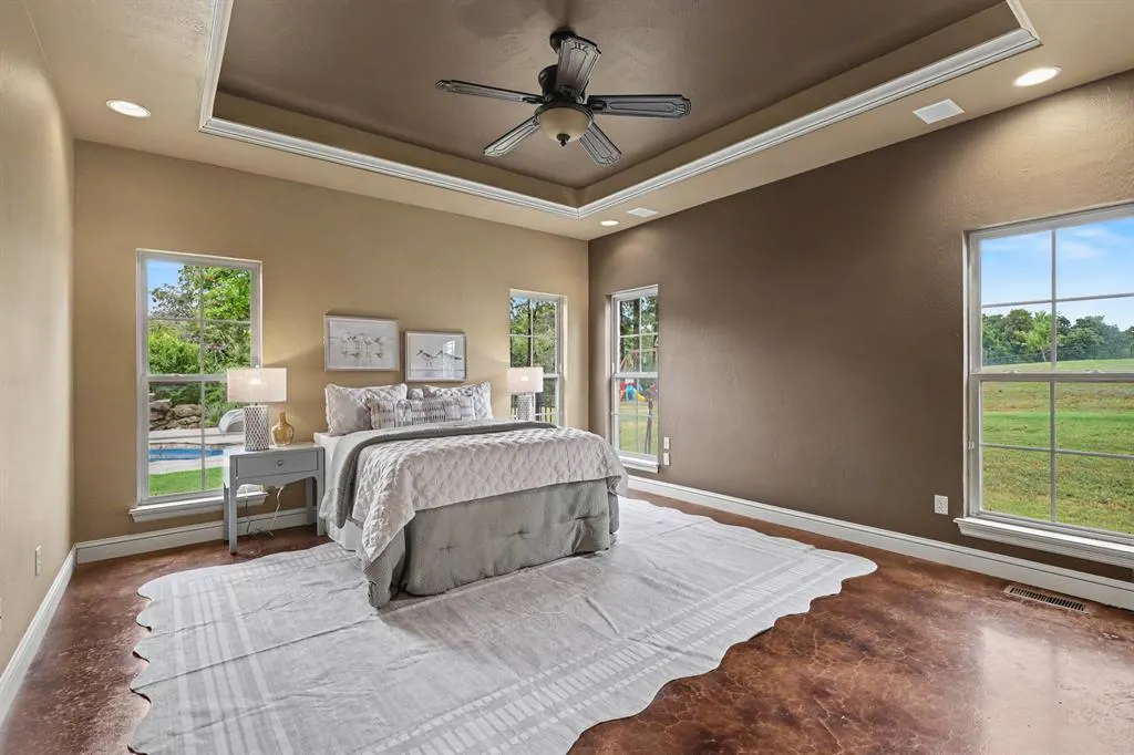 Photo 13 — 216 N Oaks Road, Harrah, OK 73045