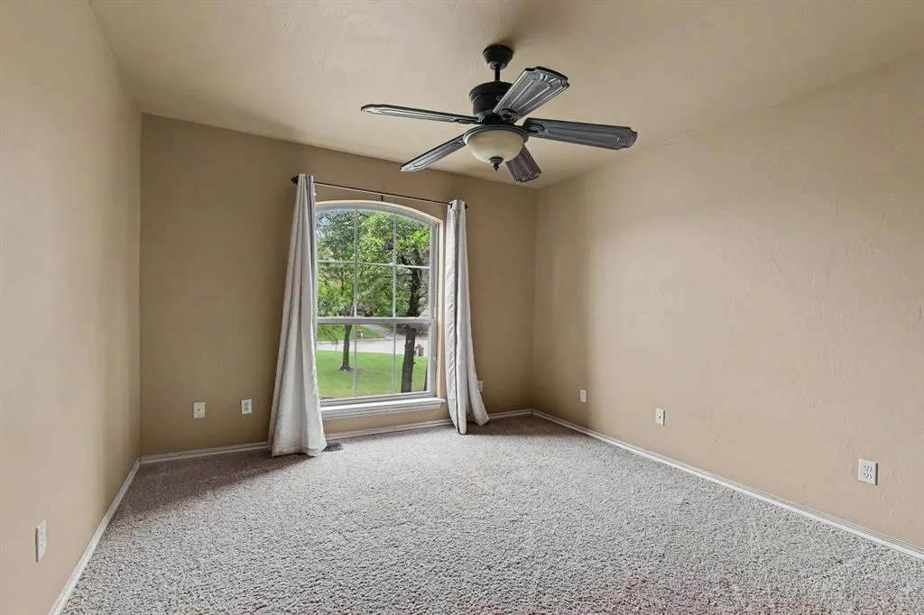 Photo 20 — 216 N Oaks Road, Harrah, OK 73045