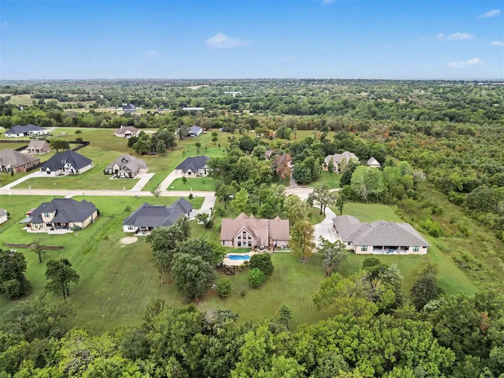 Photo 39 — 216 N Oaks Road, Harrah, OK 73045