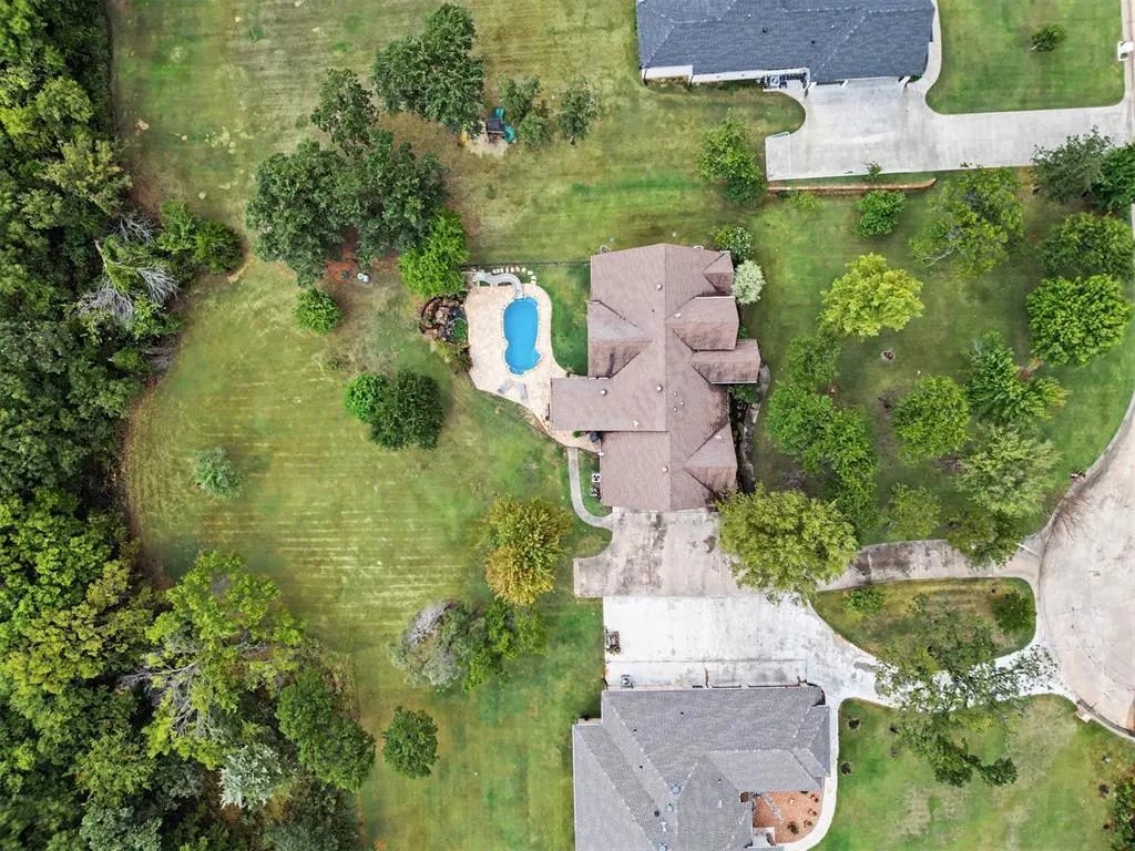 Photo 40 — 216 N Oaks Road, Harrah, OK 73045