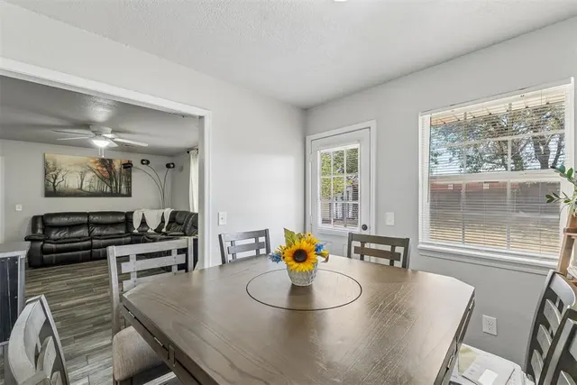 Photo 8 — 12302 SW 15th Terrace, Yukon, OK 73099