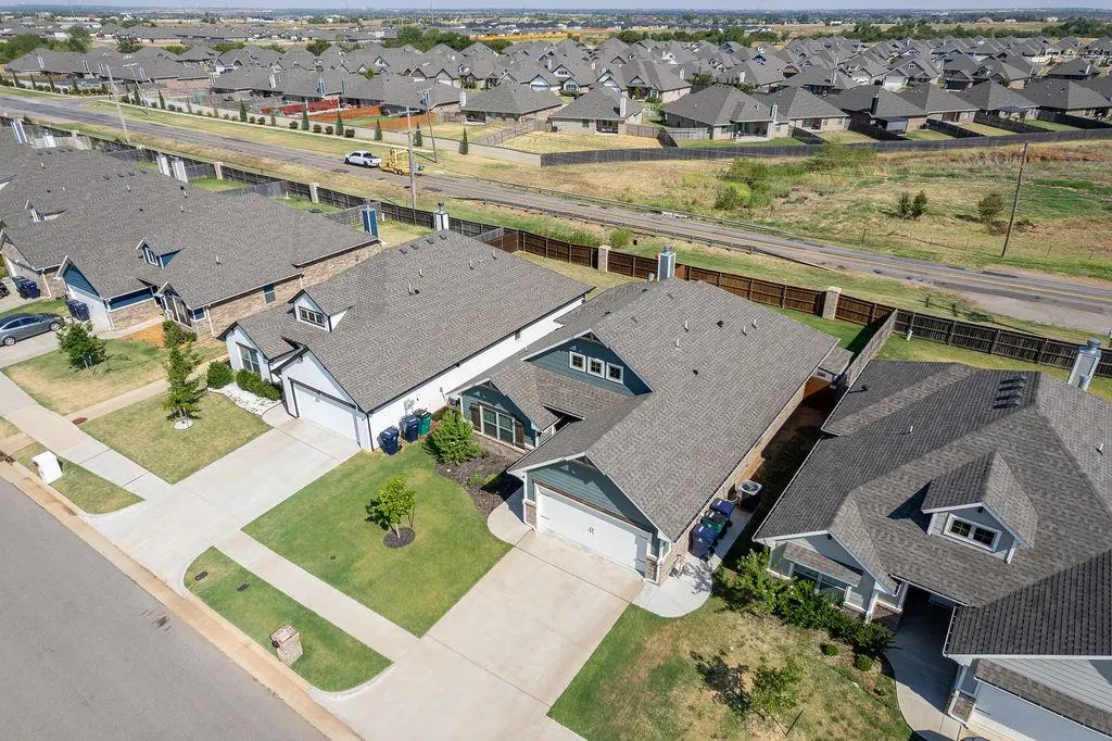 Photo 28 — 9033 NW 121st Terrace, Yukon, OK 73099