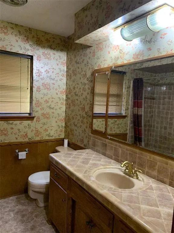Photo 6 — 7709 S Country Club Drive, Oklahoma City, OK 73159