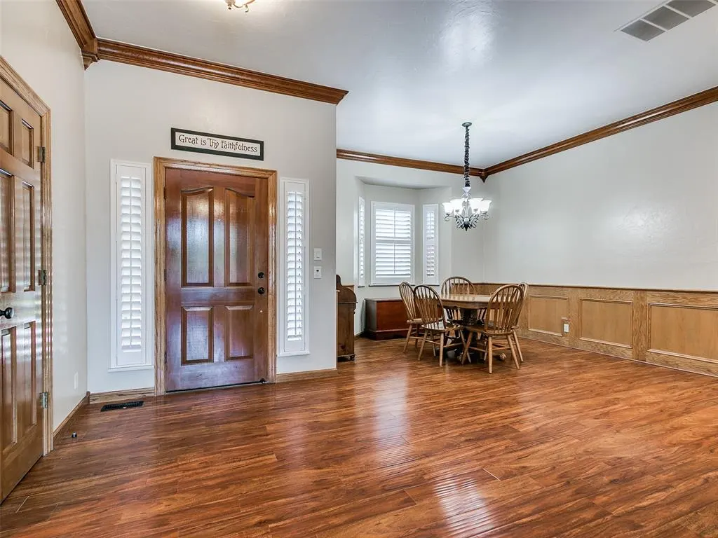 Photo 11 — 11616 Kingswick Drive, Oklahoma City, OK 73162