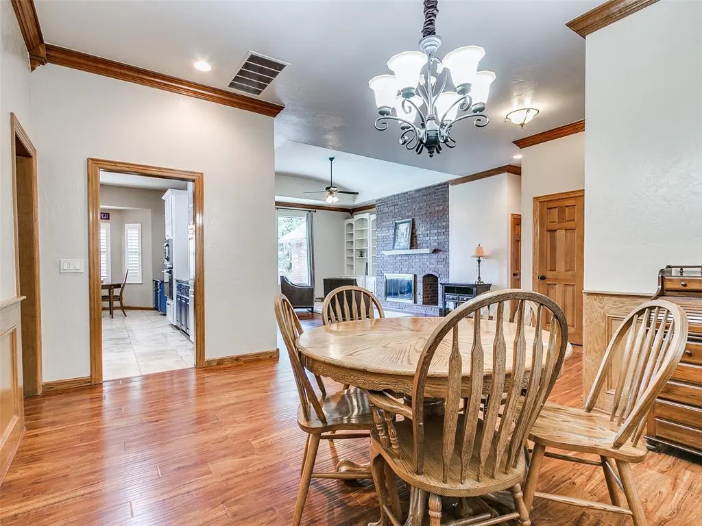 Photo 13 — 11616 Kingswick Drive, Oklahoma City, OK 73162