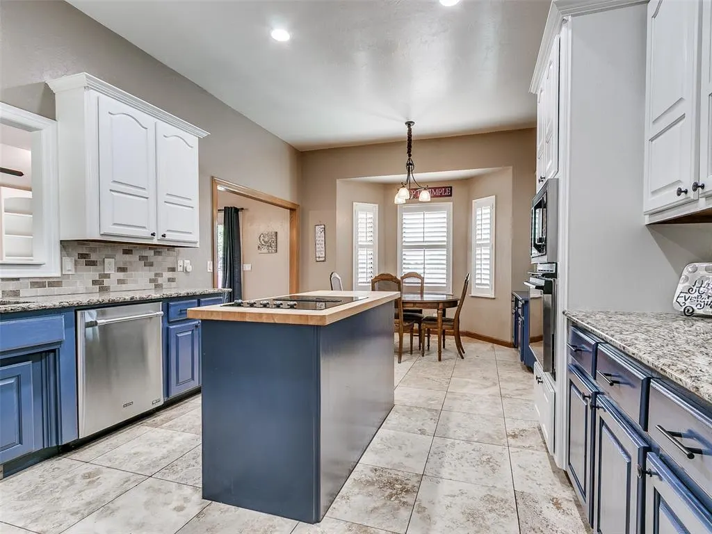 Photo 19 — 11616 Kingswick Drive, Oklahoma City, OK 73162