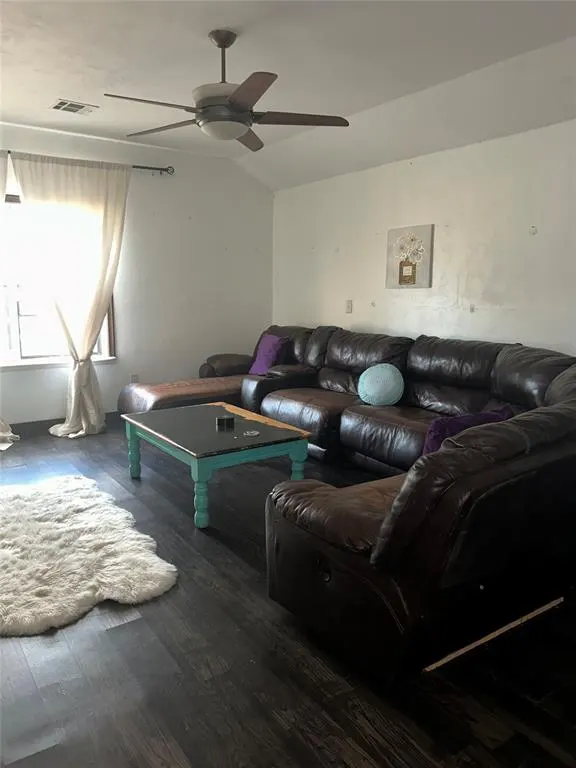Photo 37 — 409 N Locust Street, Granite, OK 73547
