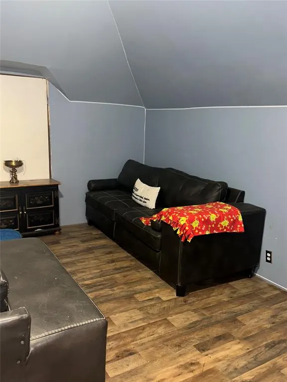 Photo 38 — 409 N Locust Street, Granite, OK 73547