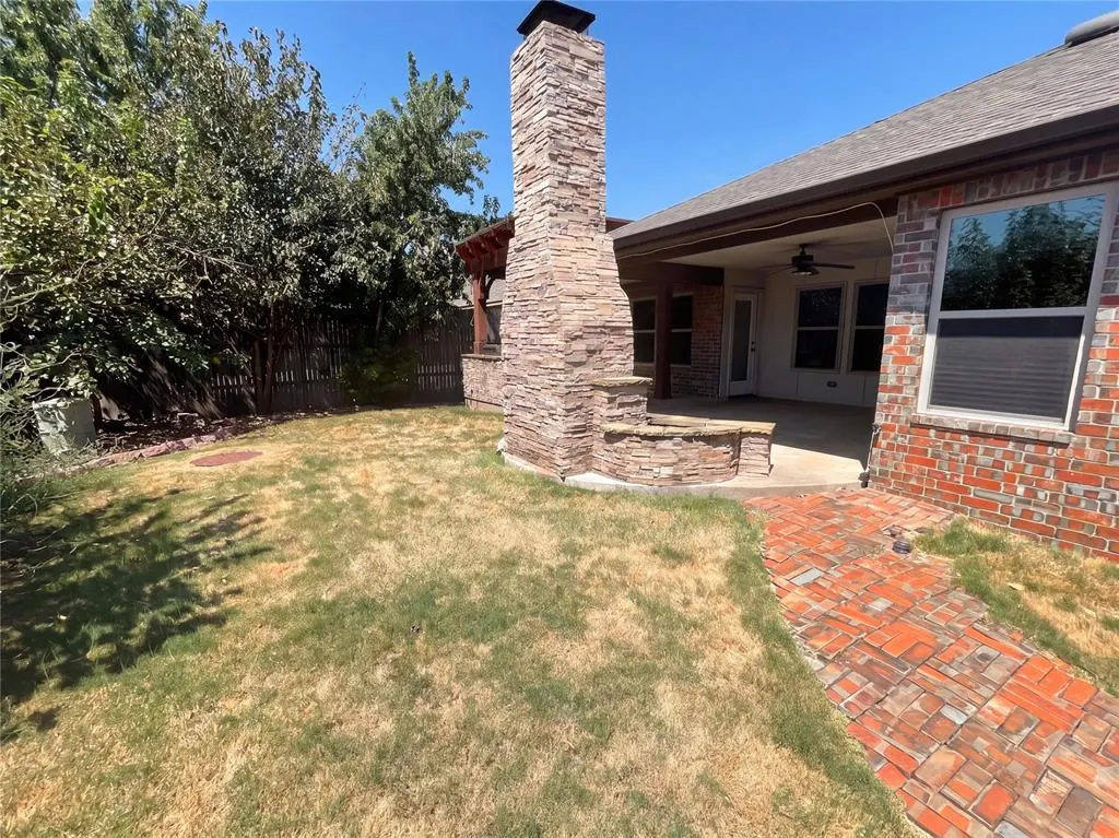 Photo 18 — 704 SW 149th Place, Oklahoma City, OK 73170
