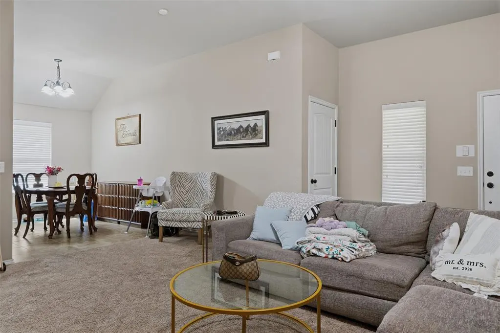 Photo 7 — 2404 Golden Lane, Edmond, OK 73012