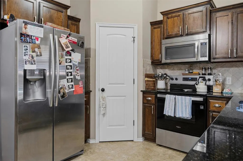 Photo 10 — 2404 Golden Lane, Edmond, OK 73012