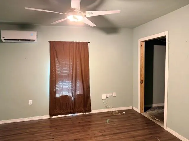 Photo 5 — 207 S Washington Avenue, Elk City, OK 73644