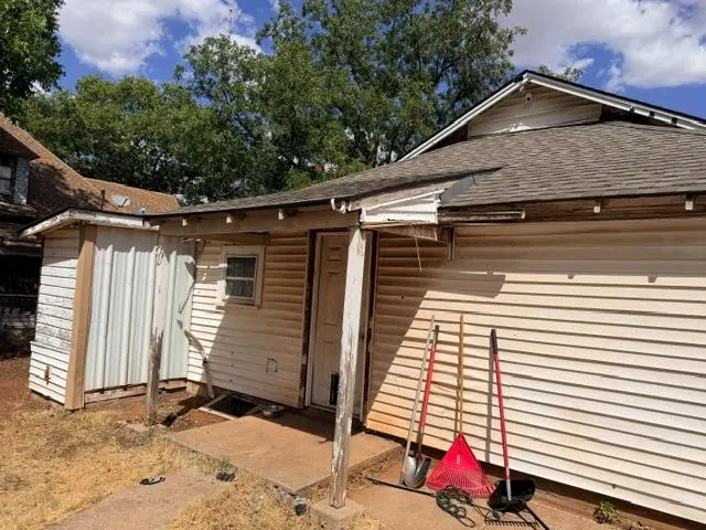 Photo 9 — 207 S Washington Avenue, Elk City, OK 73644