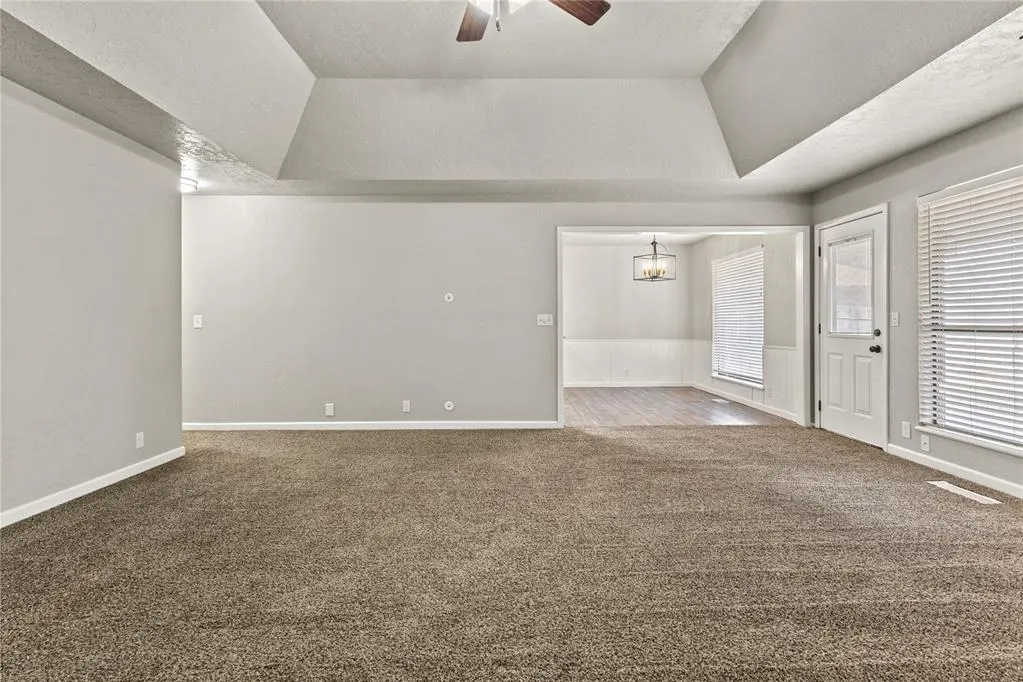 Photo 8 — 1504 Timbercreek Drive, Weatherford, OK 73096