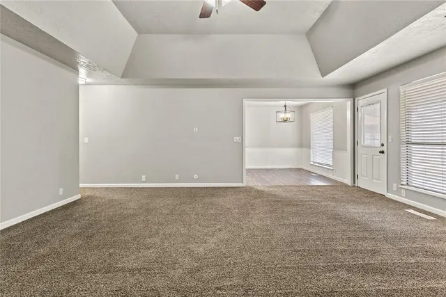 Photo 8 — 1504 Timbercreek Drive, Weatherford, OK 73096