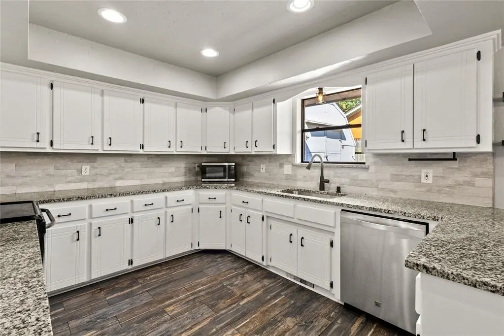 Photo 11 — 1504 Timbercreek Drive, Weatherford, OK 73096