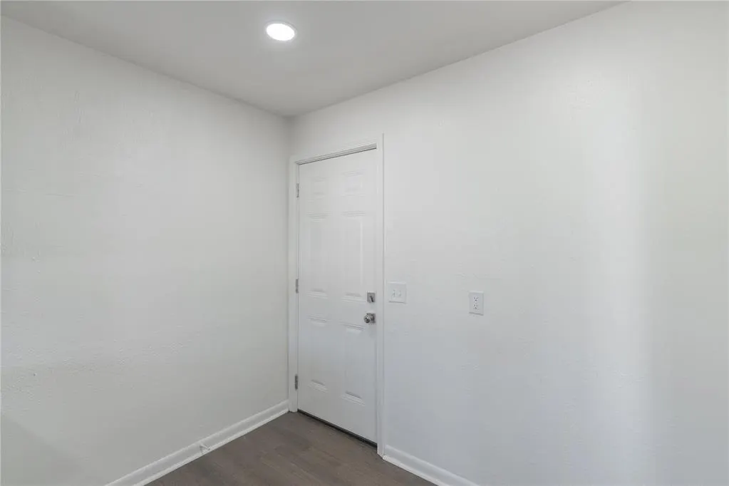 Photo 10 — 2204 NE 25th Street, Oklahoma City, OK 73111
