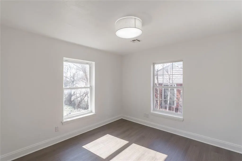 Photo 14 — 2204 NE 25th Street, Oklahoma City, OK 73111