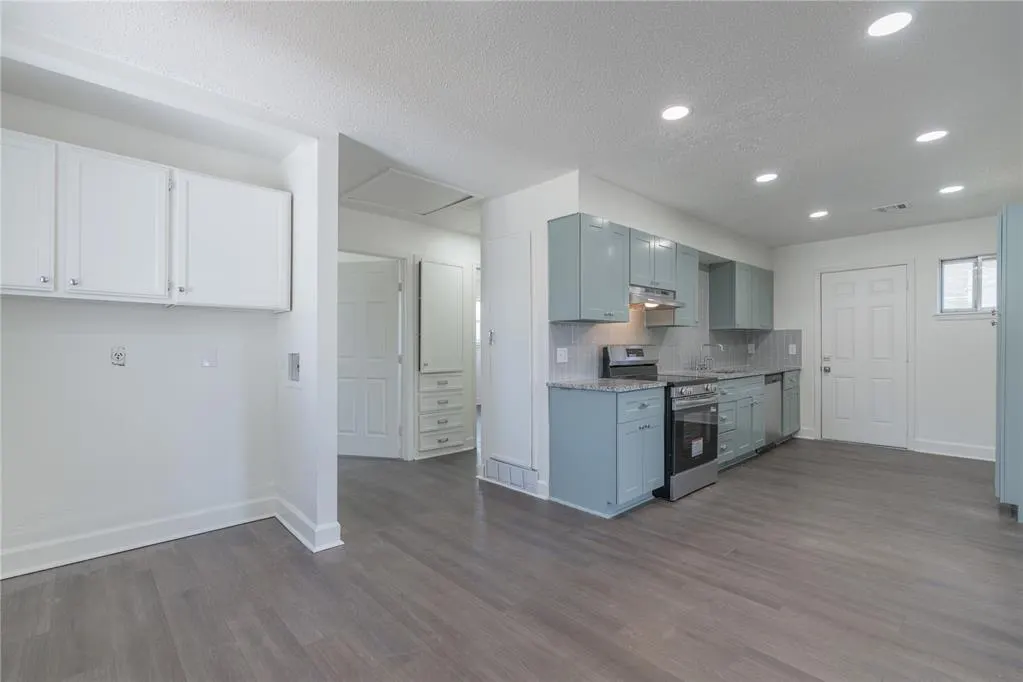 Photo 13 — 3916 S Youngs Place, Oklahoma City, OK 73119
