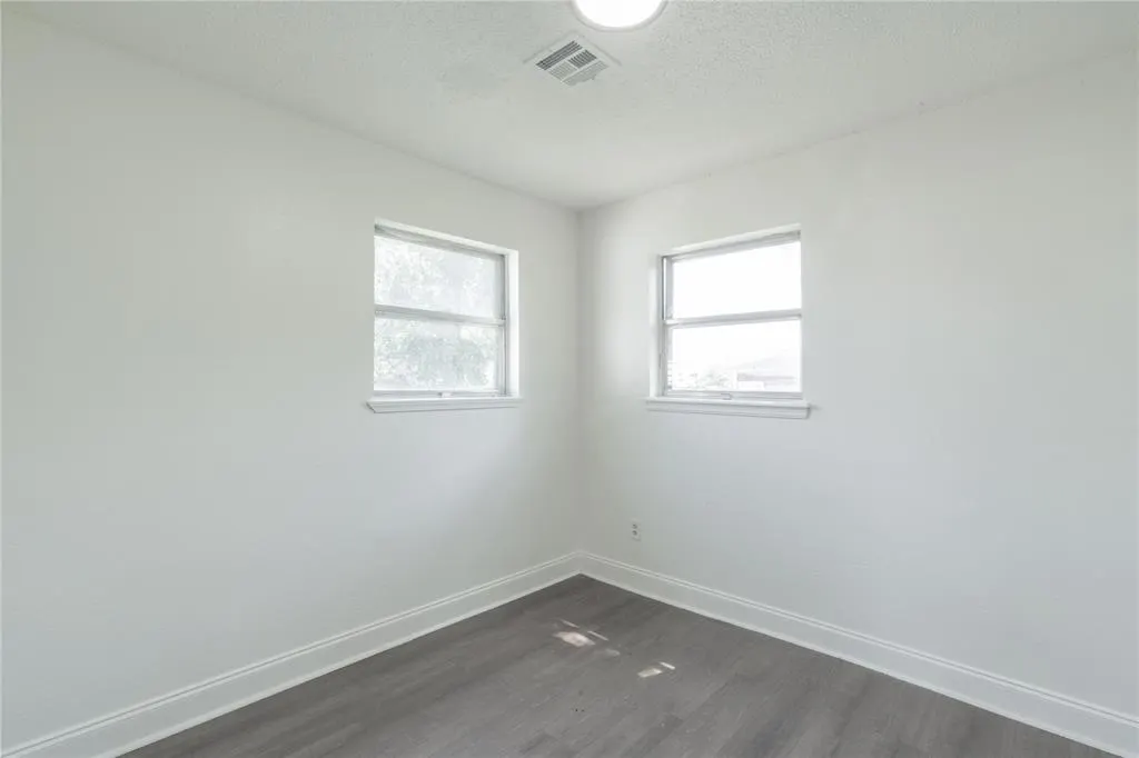 Photo 16 — 3916 S Youngs Place, Oklahoma City, OK 73119