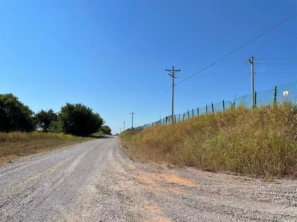 Photo 4 — 3330 County Street 2790, Cement, OK 73017