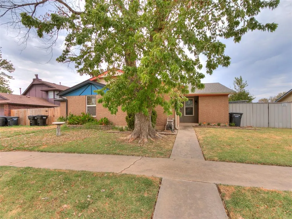 Photo 2 — 2133 Meench Drive, Oklahoma City, OK 73170
