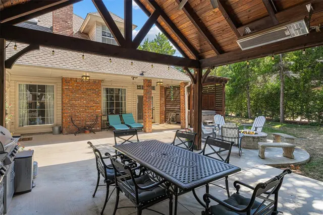 Photo 6 — 1901 Mission Hills Circle, Edmond, OK 73025